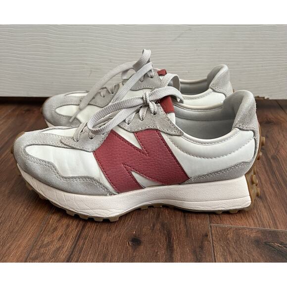 NEW BALANCE Women's 327 Moonbeam Astro Dust Low Top Sneakers Shoes Sz 7 - Picture 5 of 12